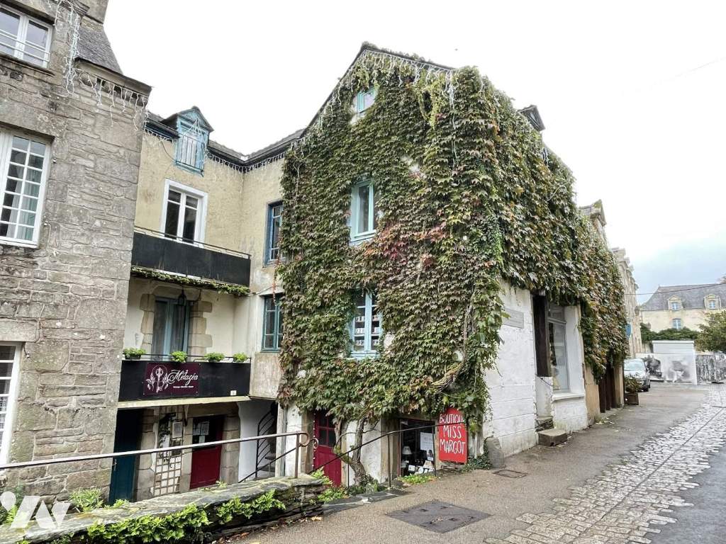 Immeuble 85 m² · à Rochefort-en-Terre · 85 m² · 570 000 €