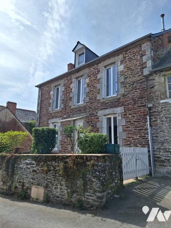 Maison 6 pièces 111 m² · à Mauron · 111,3 m² · 160 000 €