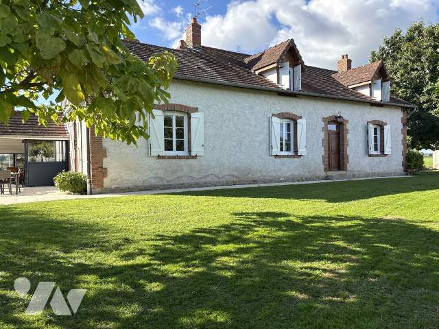 Vente - Maison / villa - DECIZE - 168 m² - 7 pièces - 2025/499