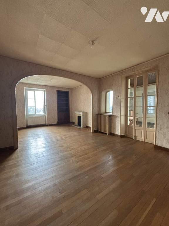 Maison 4 pièces 145 m² · à Decize · 145 m² · 75 000 €