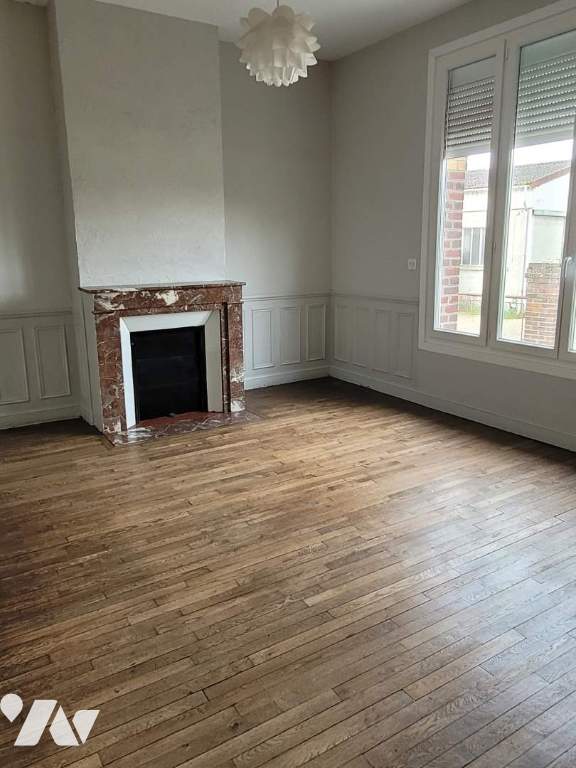 VENTE maison-NOYON (60)