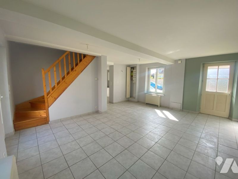 LOCATION maison-GUISCARD (60)