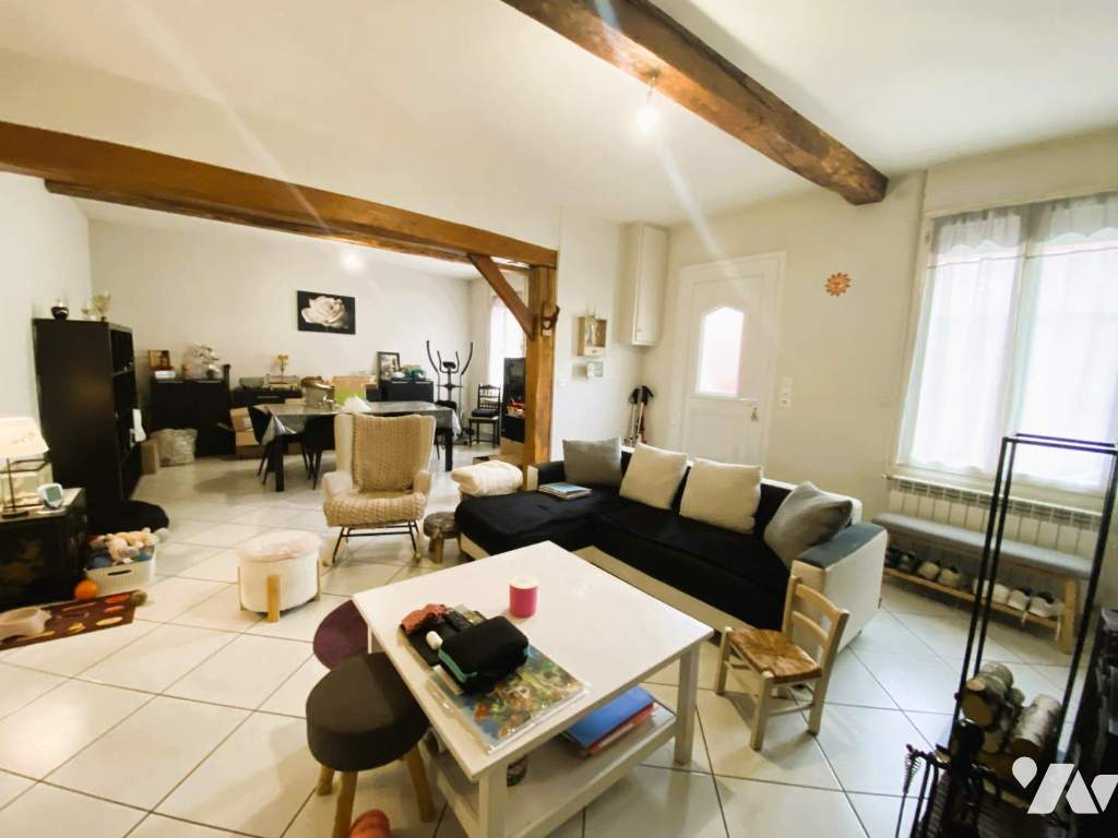 LOCATION maison-CRISOLLES (60)