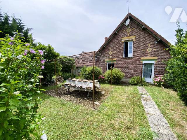 Maison 7 pièces 141 m² · à Noyon · 141 m² · 180 000 €