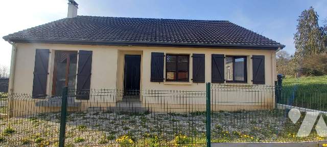 Maison 4 pièces 86 m² · à Perrou · 86 m² · 85 000 €