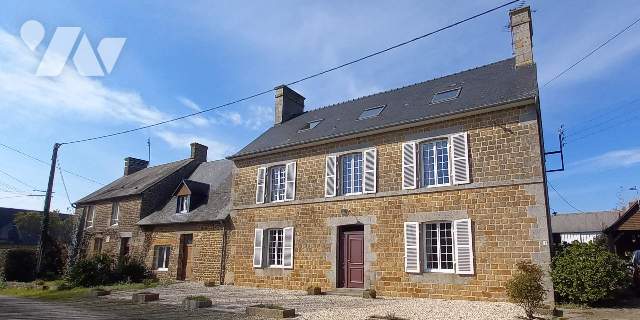 Maison 10 pièces 251 m² · à Teilleul · 251 m² · 350 000 €