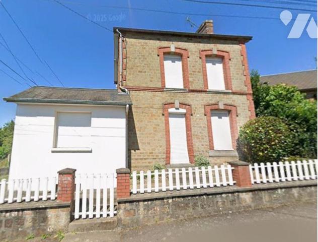 Maison 4 pièces 90 m² · à Saint-Georges-des-Groseillers · 89,7 m² · 70 000 €