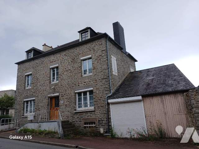 Maison 5 pièces 142 m² · à Saint-Pierre-du-Regard · 141,7 m² · 154 000 €