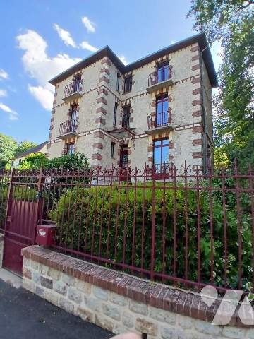 Maison 7 pièces 165 m² · à Bagnoles de l'Orne Normandie · 165 m² · 550 000 €