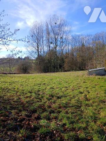 Terrain 2600 m² · à Messei · 2 600 m² · 25 000 €