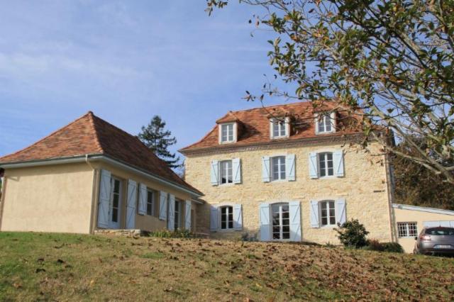 Vente - Maison - Salies-de-Béarn - 134.00m² - 5 pièces - Ref : 050/M/2177