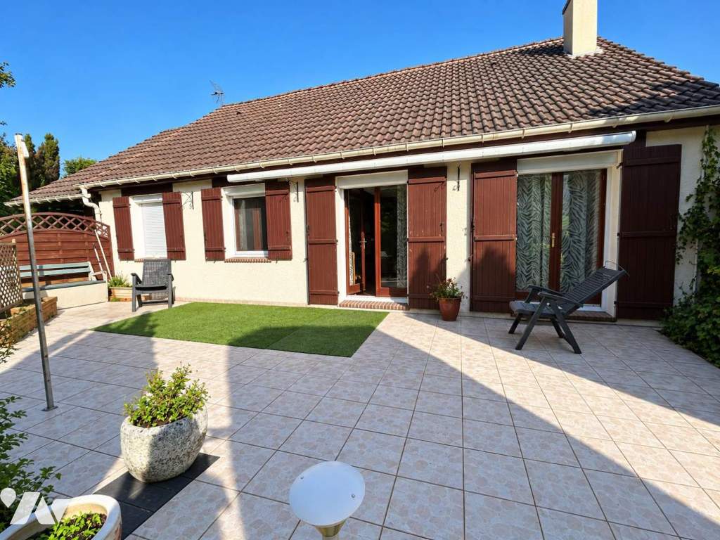Maison 95m² — Bully