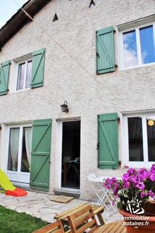 Vente - Maison - Montcuq-en-Quercy-Blanc - 135.00m² - 7 pièces - Ref : 038/488
