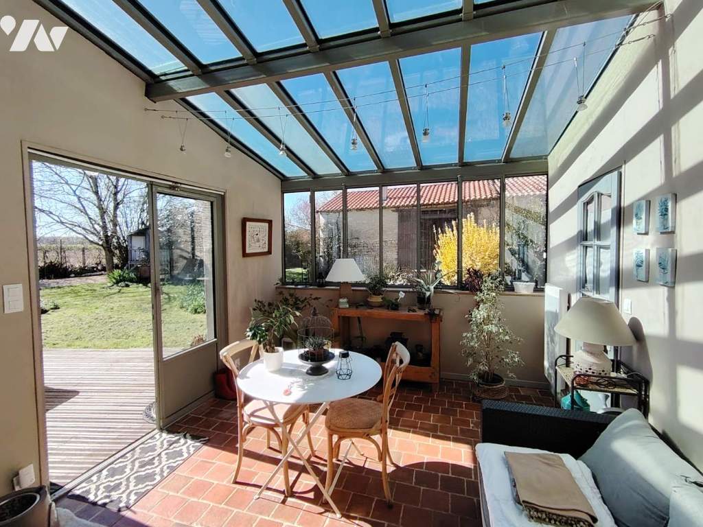 Maison 191m² — Mirebeau