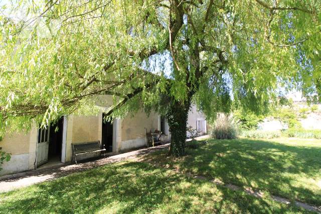 Maison 6 pièces 191 m² · à Cissé · 191 m² · 165 000 €