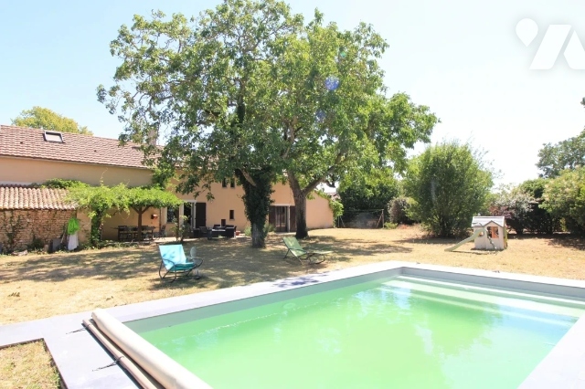 Maison 196m² — Vouillé