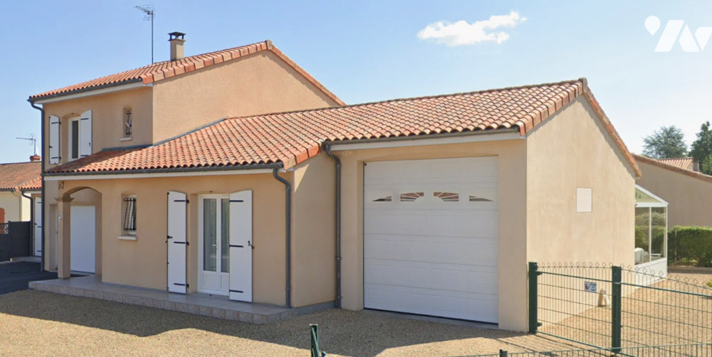 Maison 6 pièces 112 m² · à Neuville-de-Poitou · 112 m² · 249 000 €