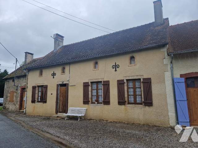   LUSSAC LES EGLISES