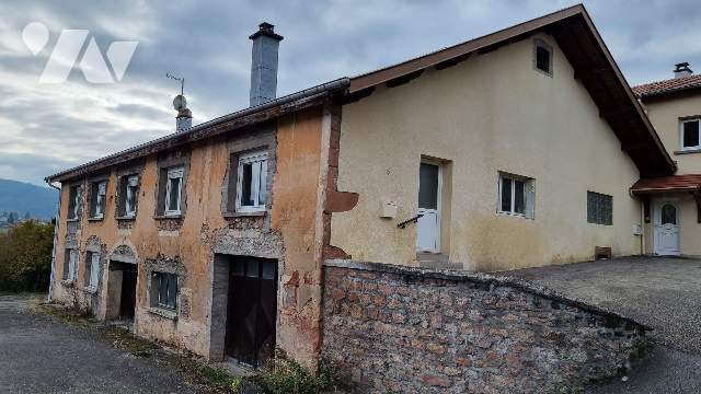 Maison 7 pièces 230 m² · à Lépanges-sur-Vologne · 230 m² · 135 000 €