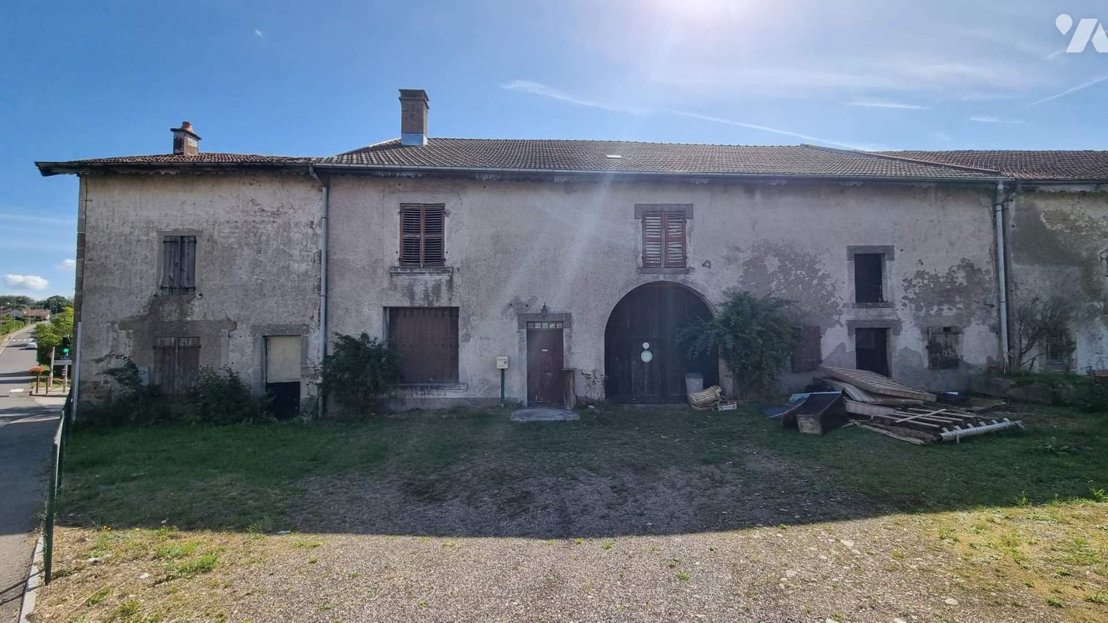 Maison 9 pièces 162 m² · à Laval-sur-Vologne · 162 m² · 85 000 €